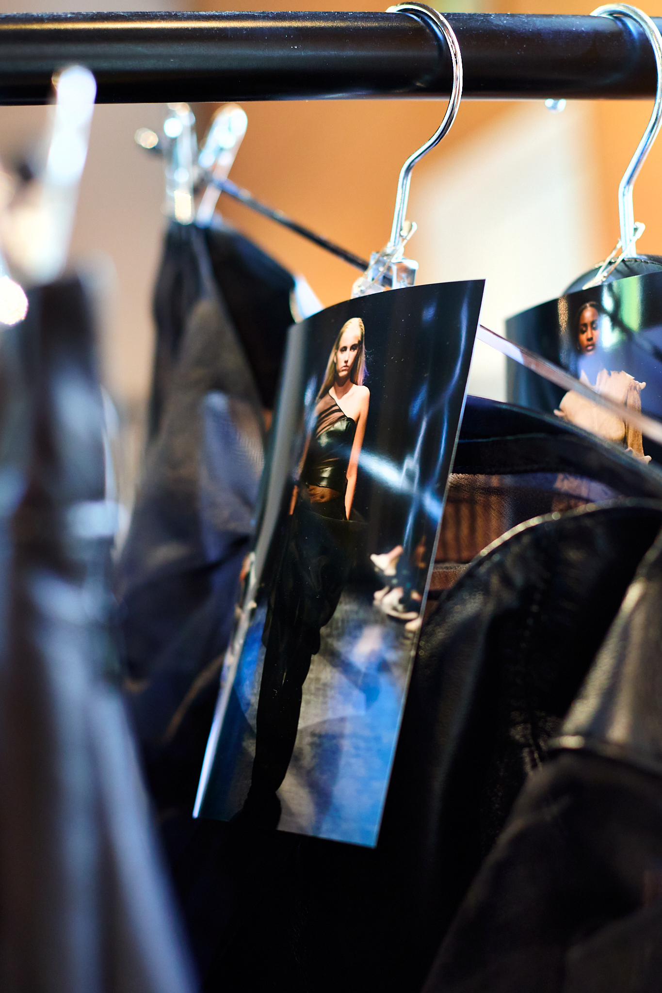 Penguinsatthedisco_Fashion_5_04
