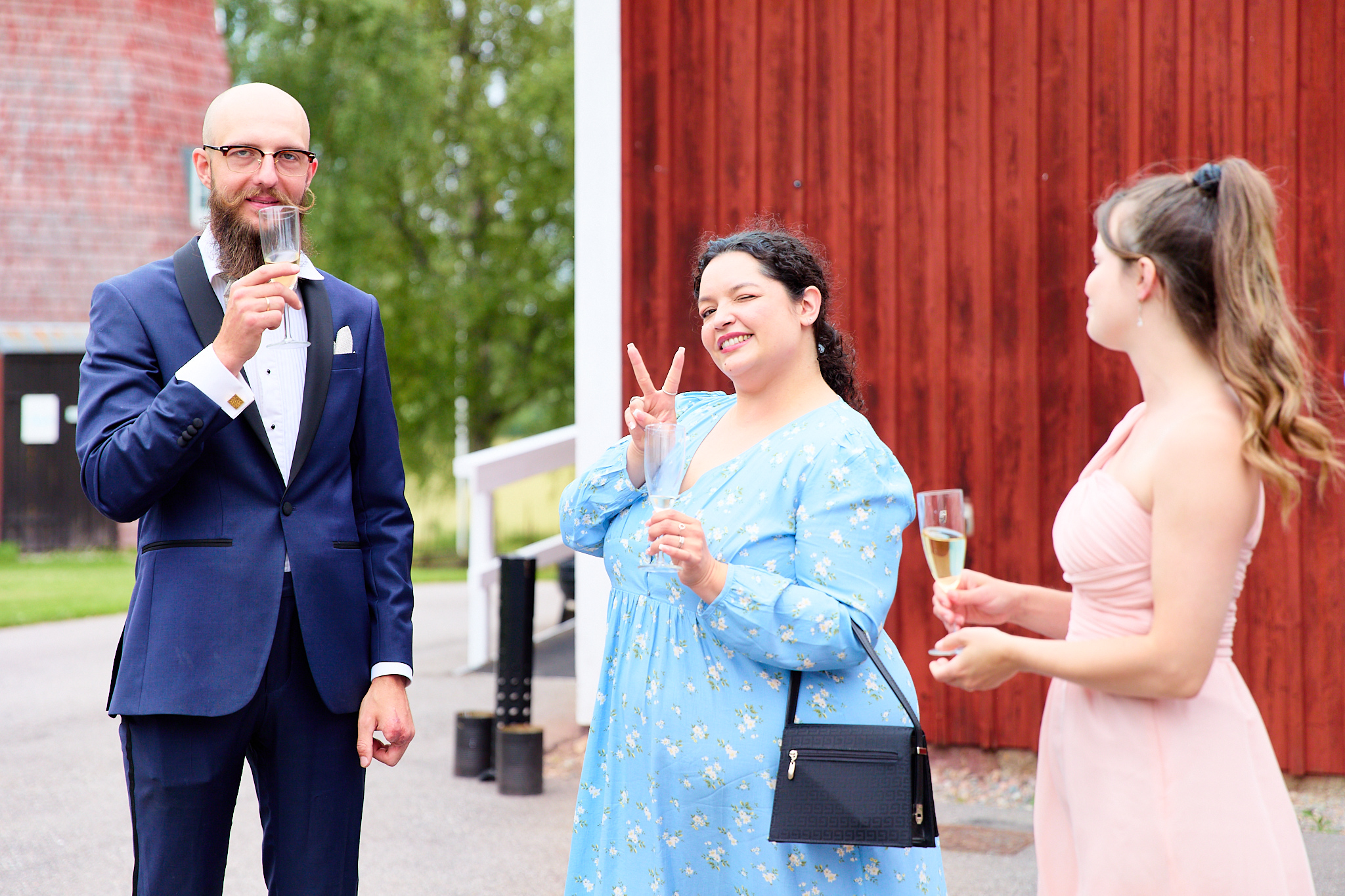 Penguinsatthedisco_Wedding_1_28