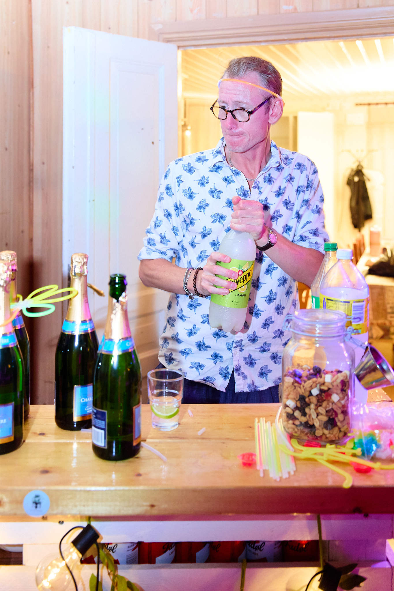 Penguinsatthedisco_Wedding_1_59